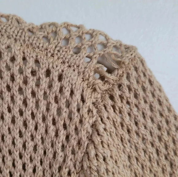 Micheal Kors tan hooded cardigan size M. It has an open from with a hood on - Picture 3 of 9